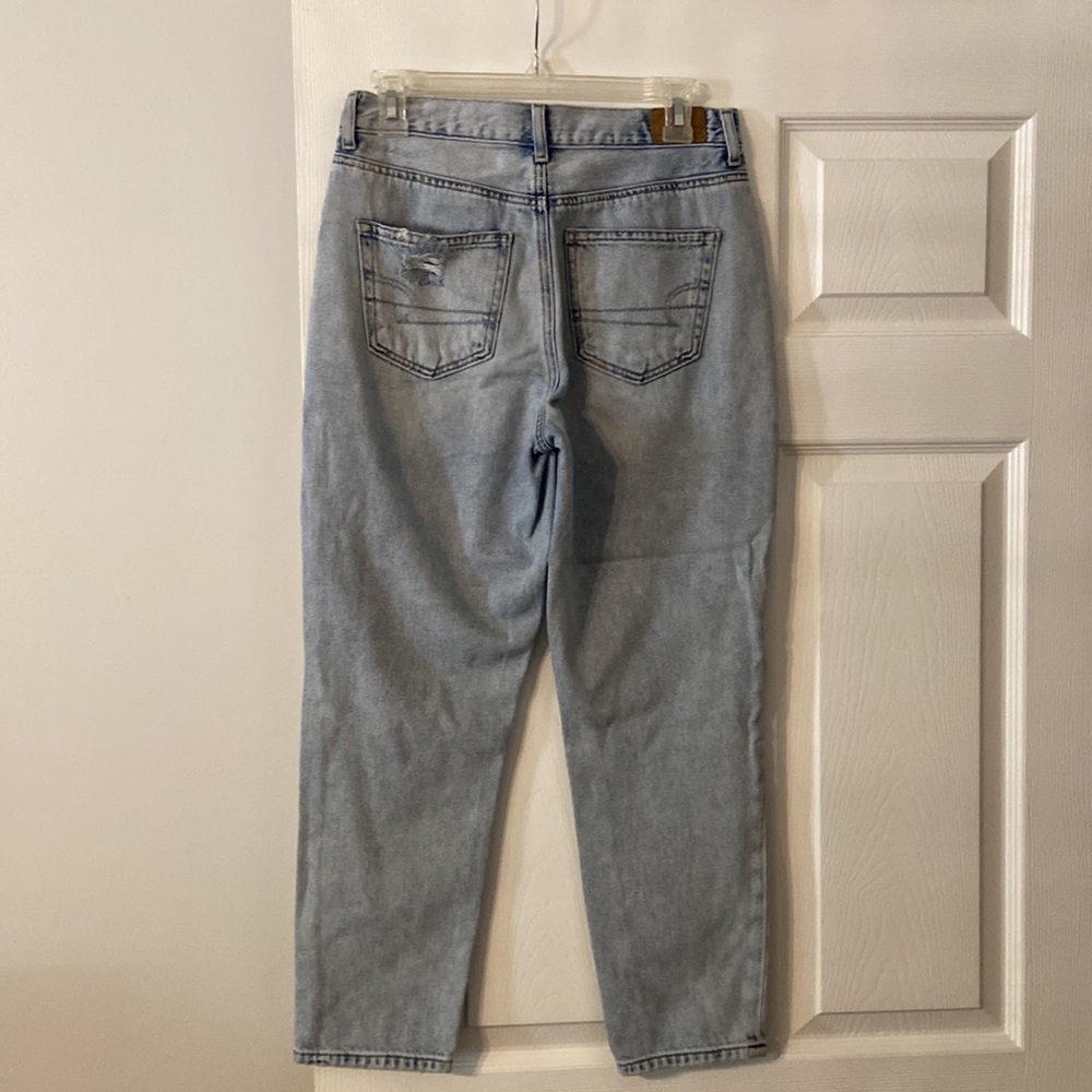 American Eagle Mom Jean size 4 excellent condition inseam 25” - Picture 3 of 7